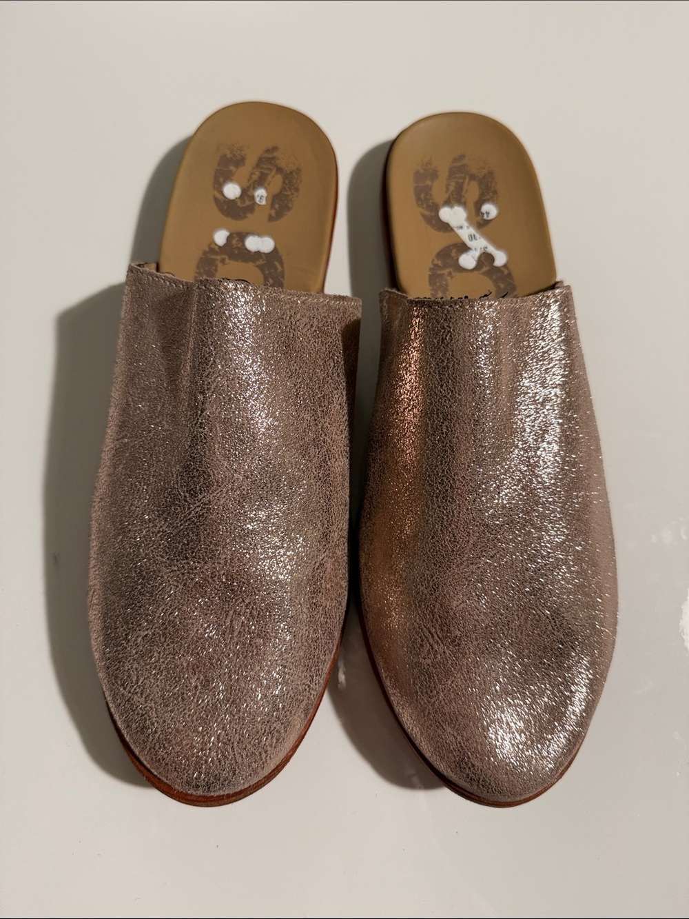 Sorel Metallic Rose Slide Clogs in Shimmering Rose Sz 10